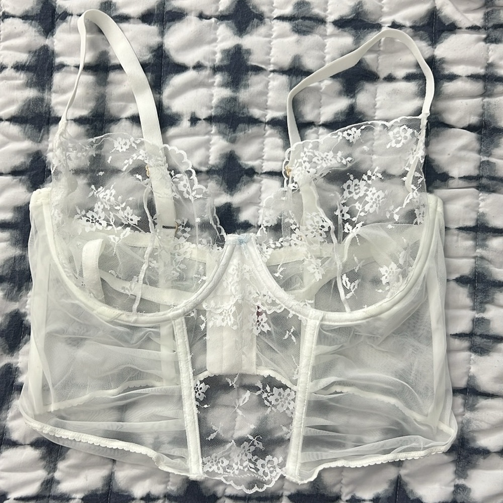 Adore Me- Avara Unlined Corset Top - Picture 9 of 11